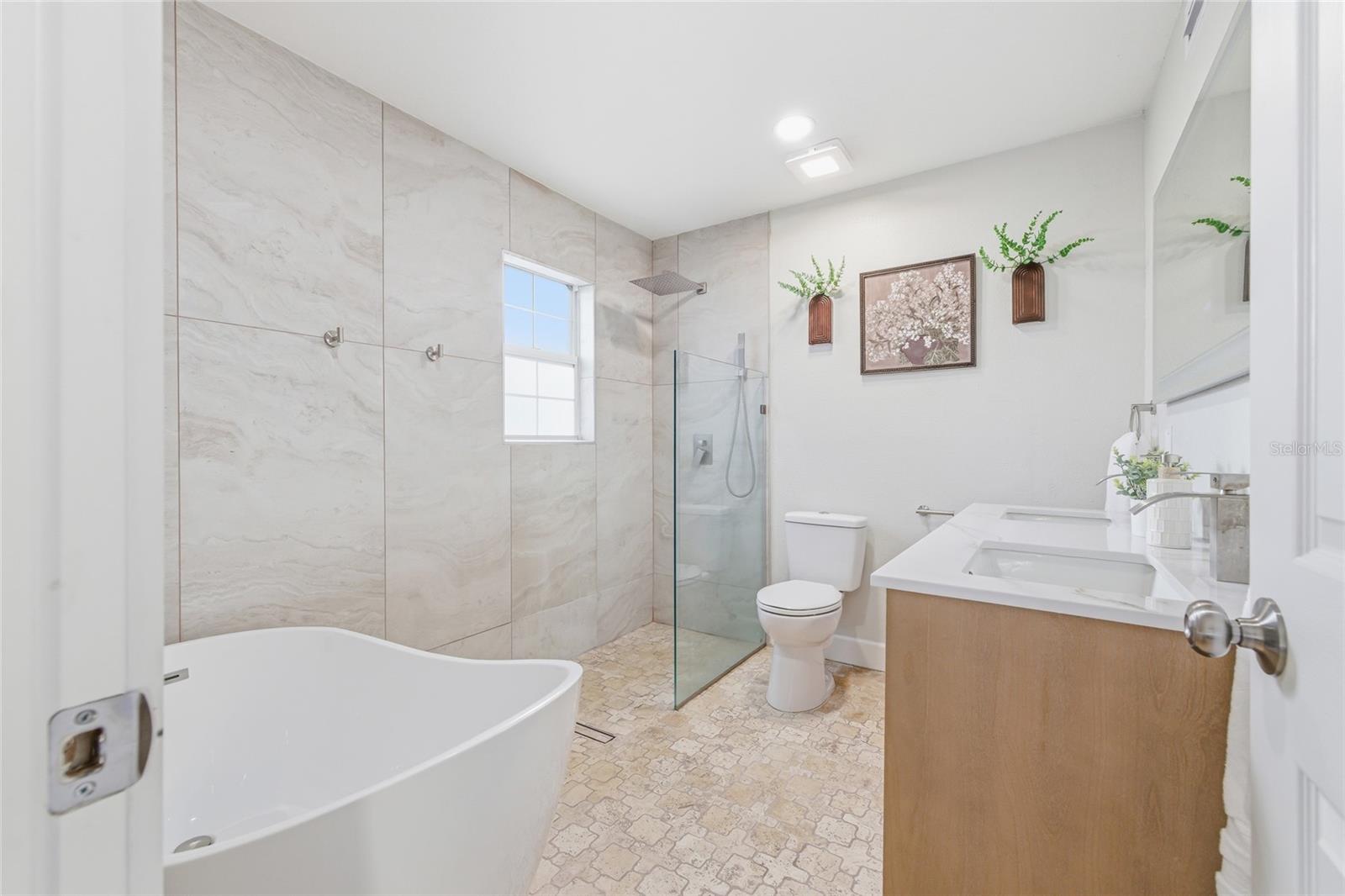 201 DUNKIRK RD, OLDSMAR, FL, 34677