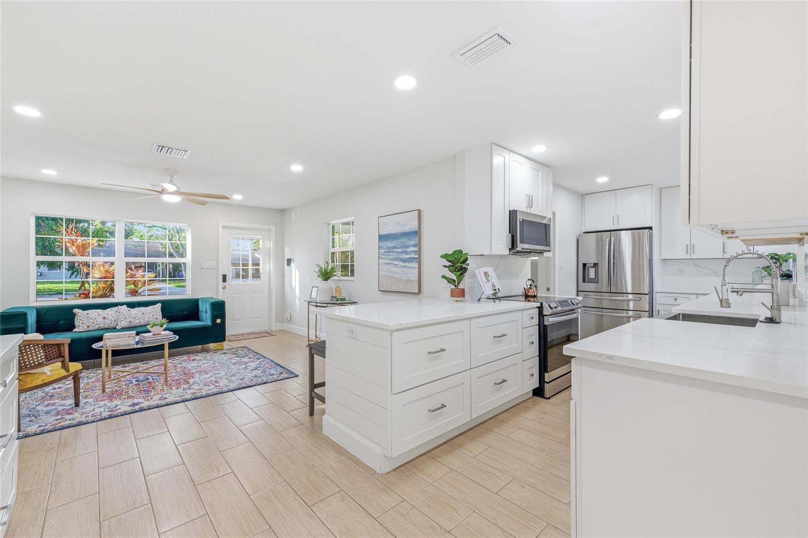 201 DUNKIRK RD, OLDSMAR, FL, 34677