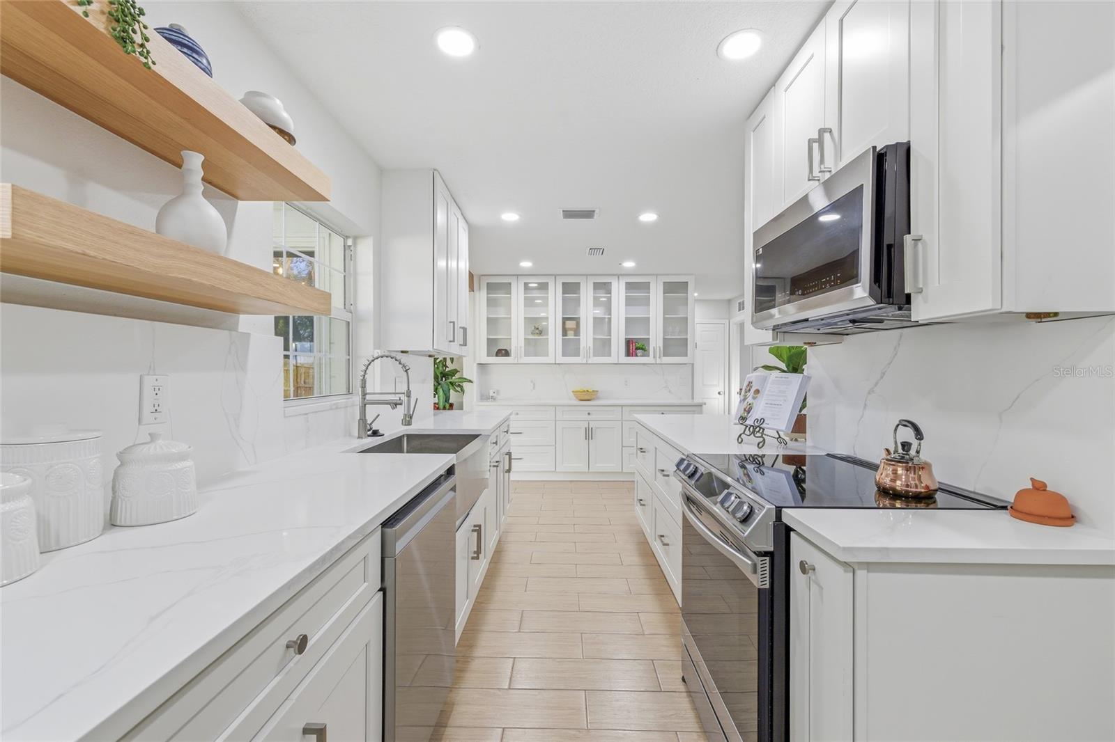 201 DUNKIRK RD, OLDSMAR, FL, 34677