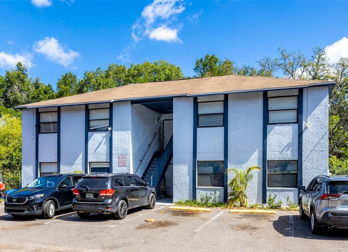 1810 E 143RD AVE #2, TAMPA, FL, 33613