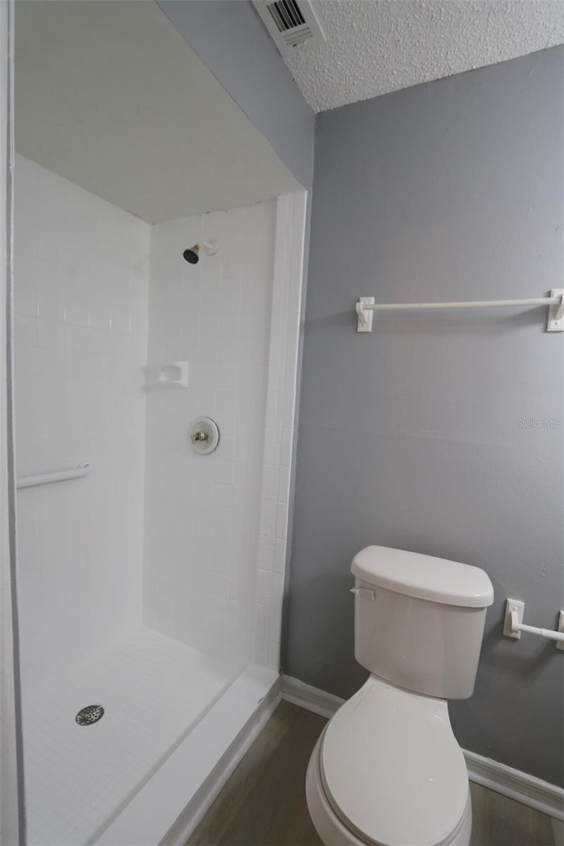 1810 E 143RD AVE #2, TAMPA, FL, 33613