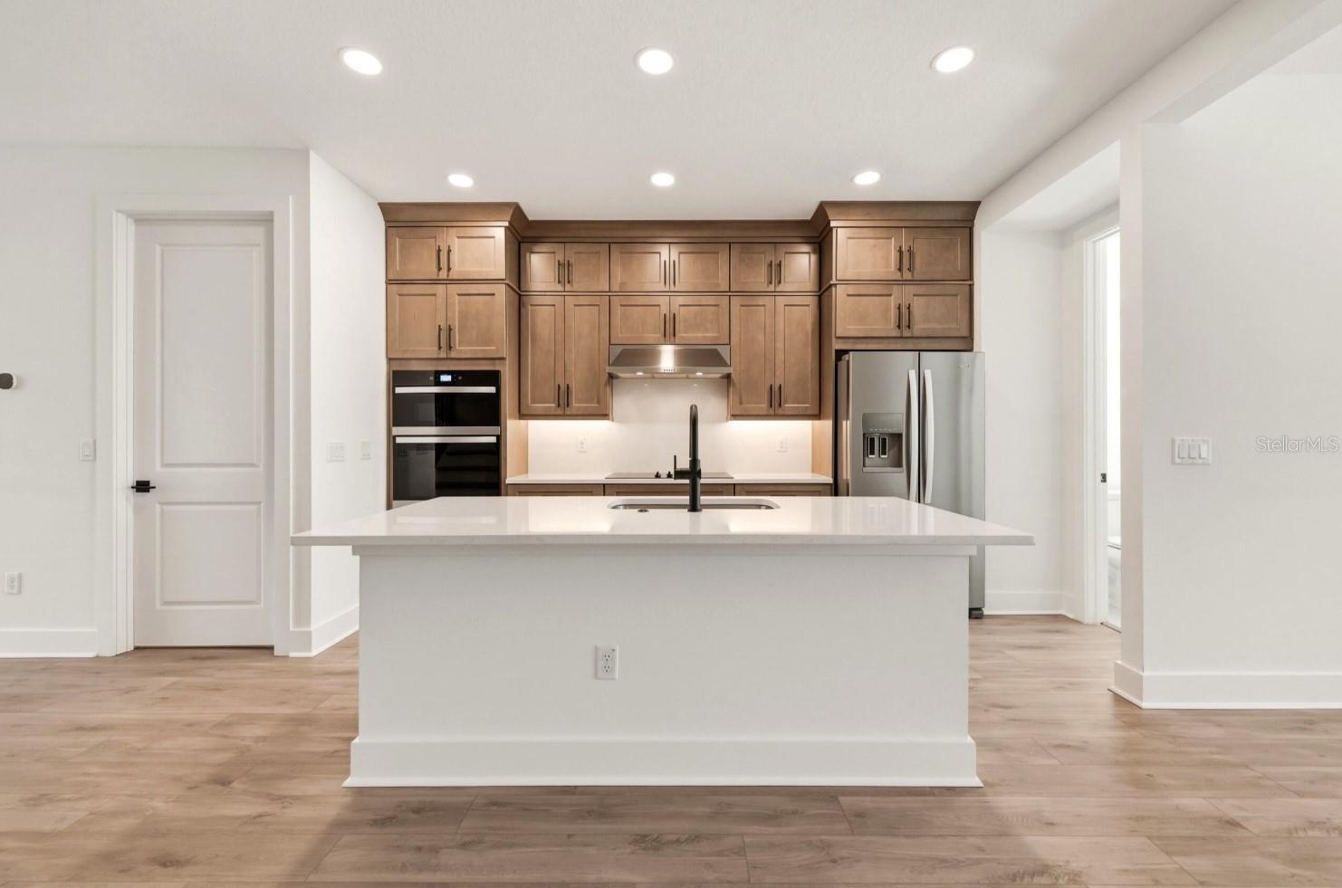 9996 KEY HAVEN RD, SEMINOLE, FL, 33777