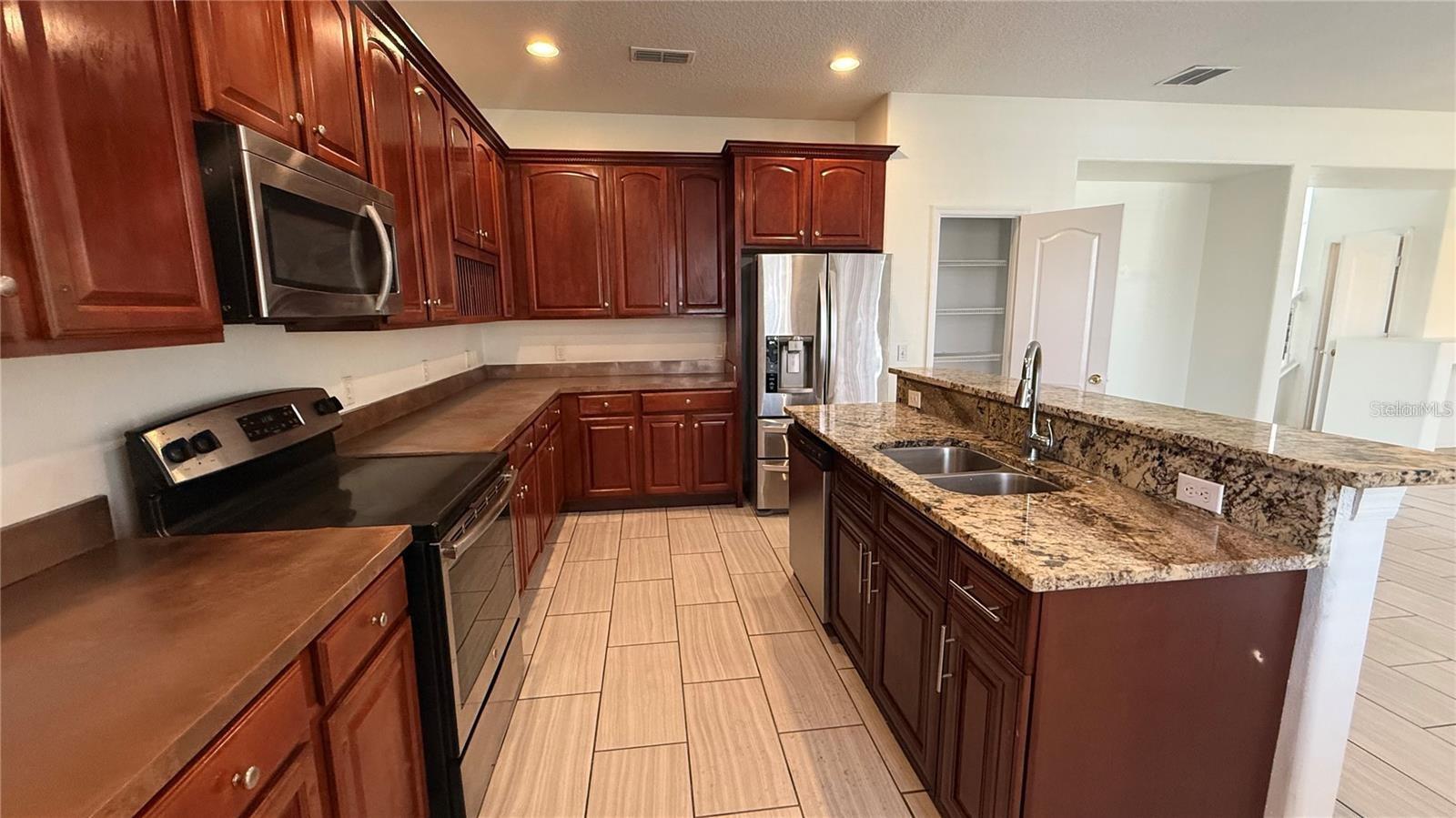4484 PHILADELPHIA CIR, KISSIMMEE, FL, 34746
