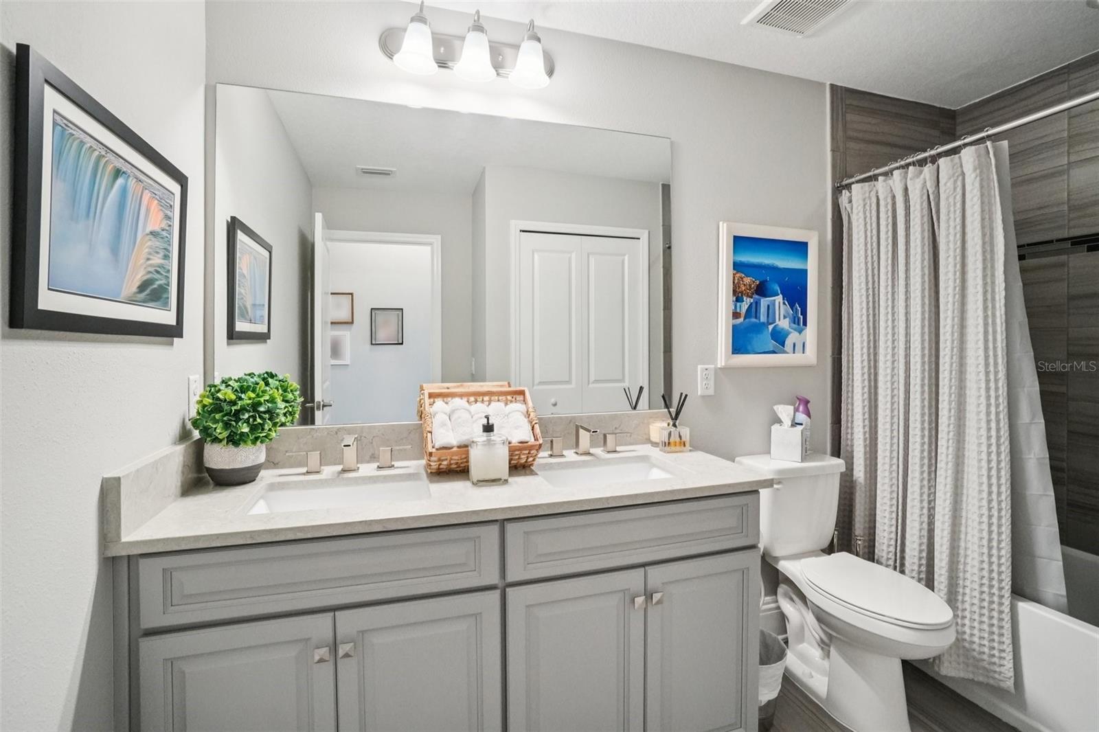 30167 SOUTHWELL LN, WESLEY CHAPEL, FL, 33543