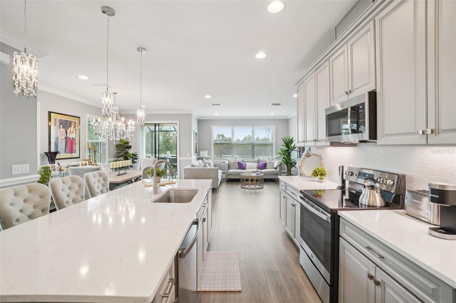 30167 SOUTHWELL LN, WESLEY CHAPEL, FL, 33543