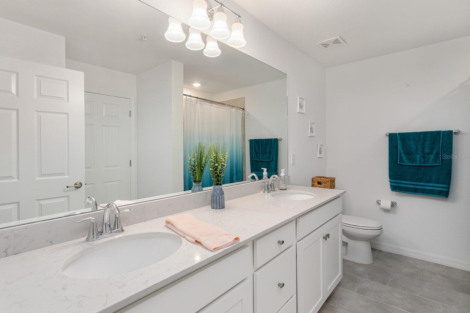 18028 GAWTHROP DR #108, BRADENTON, FL, 34211