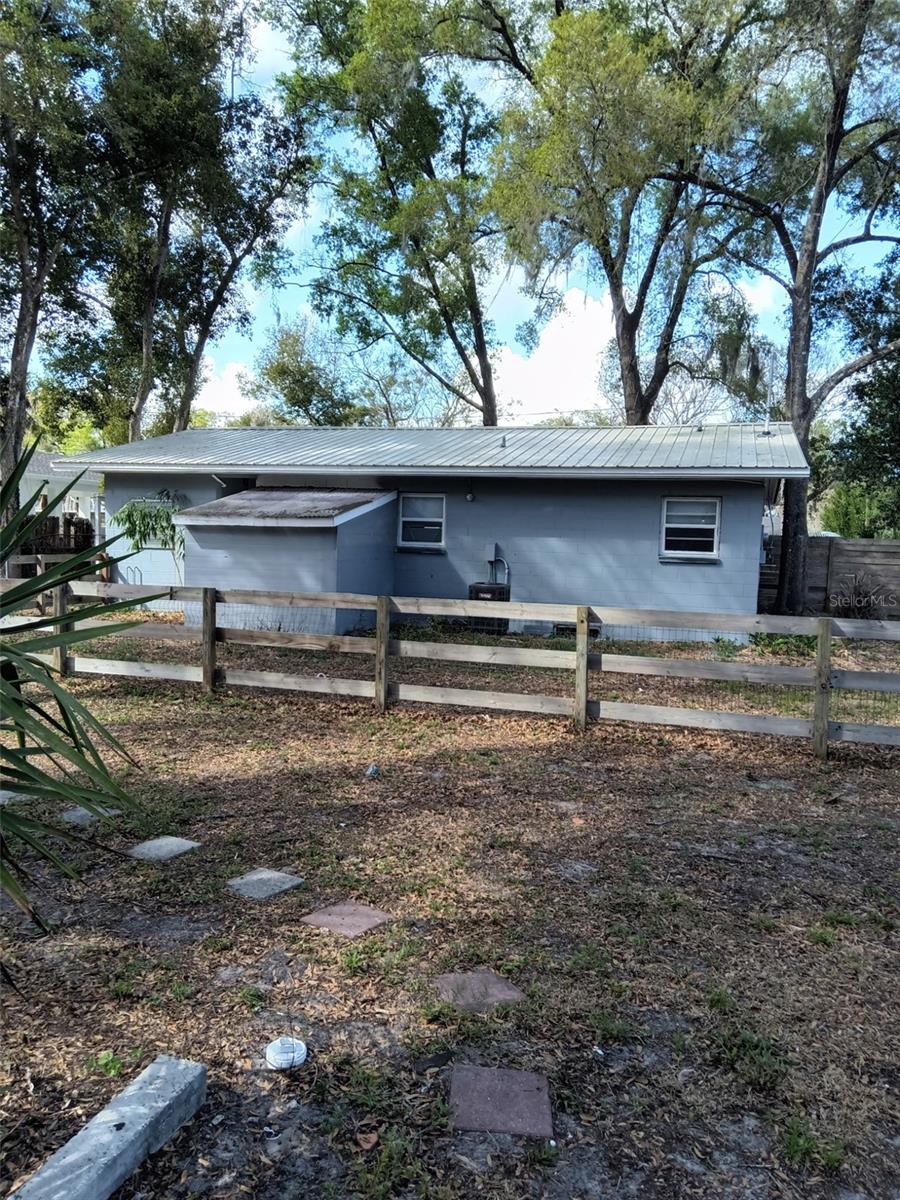 1412 E VOORHIS AVE, DELAND, FL, 32724