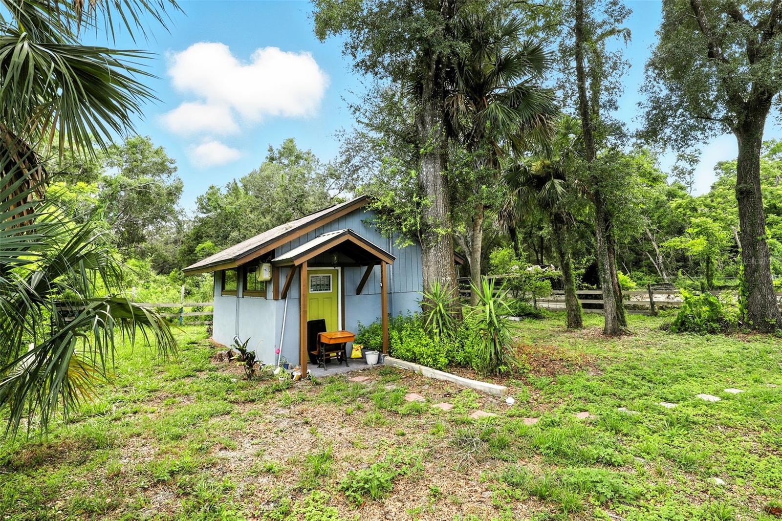 1412 E VOORHIS AVE, DELAND, FL, 32724