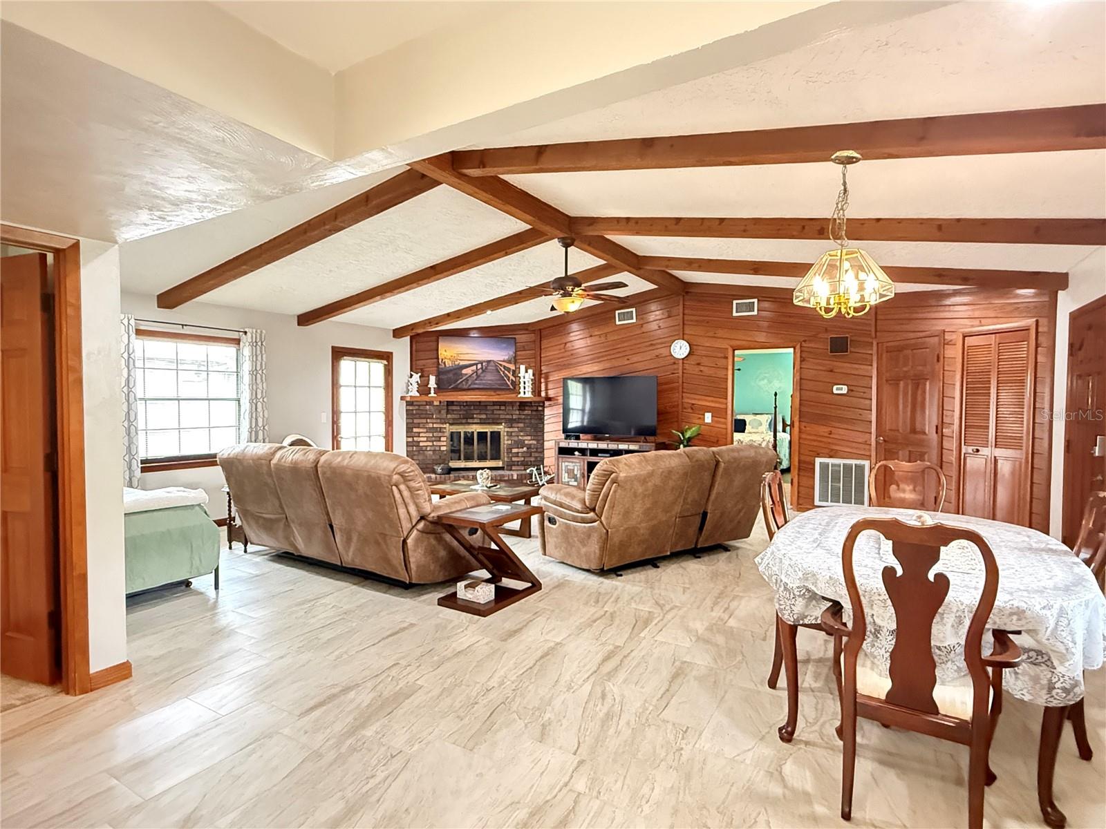 2331 JUNIPER DR, EDGEWATER, FL, 32141