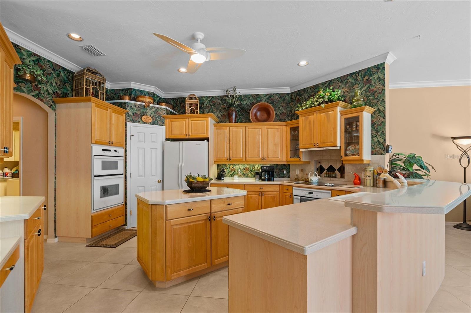 7517 COVENTRY CT, LAKEWOOD RANCH, FL, 34202