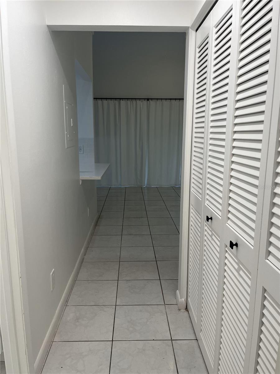 8433 LAURELON PL, TEMPLE TERRACE, FL, 33637