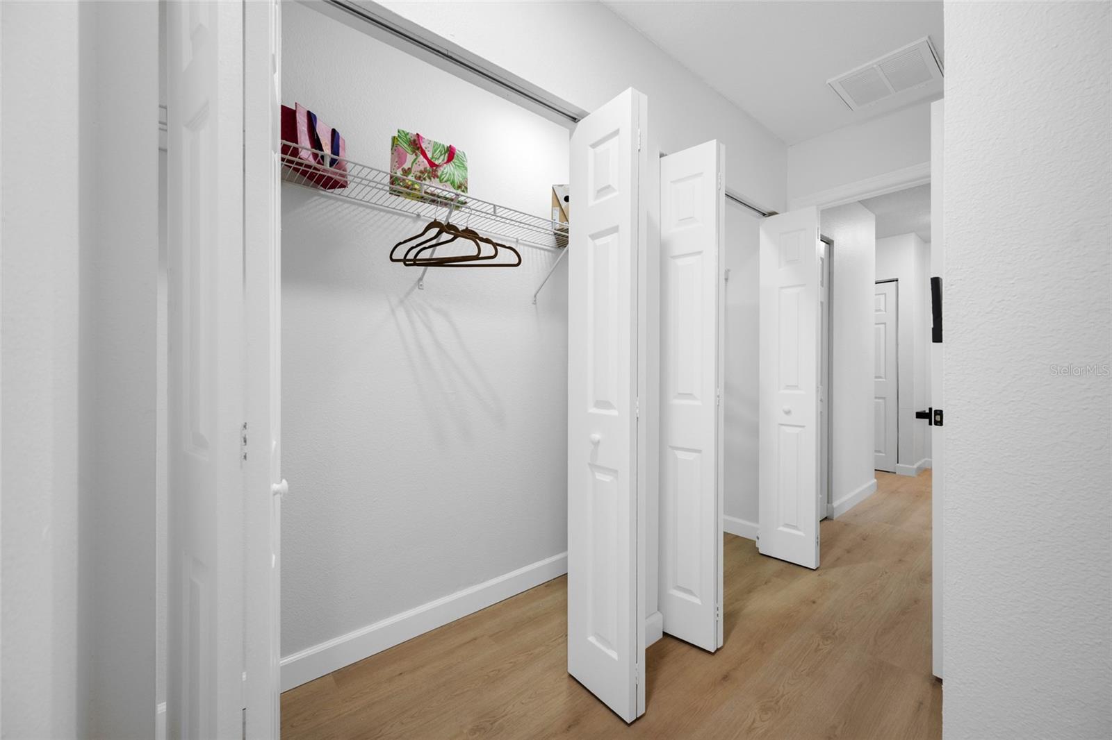 1549 HUNTINGTON LN, CLEARWATER, FL, 33755