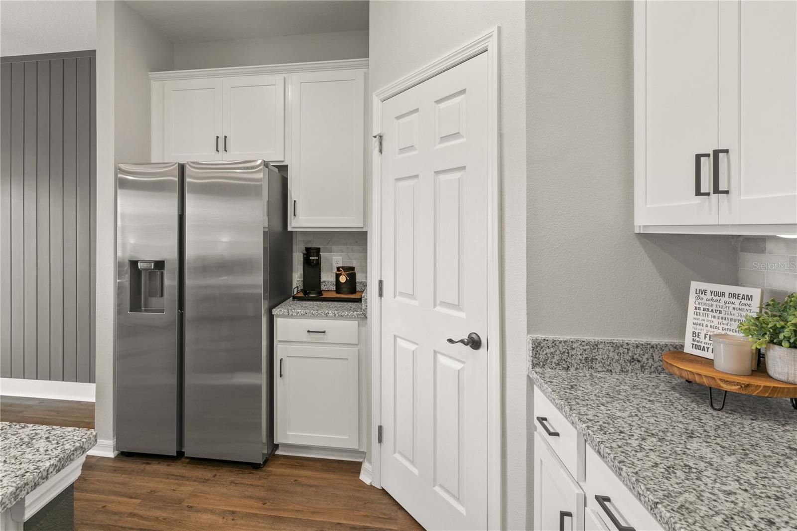 33289 ALWAYS DREAMING, SORRENTO, FL, 32776