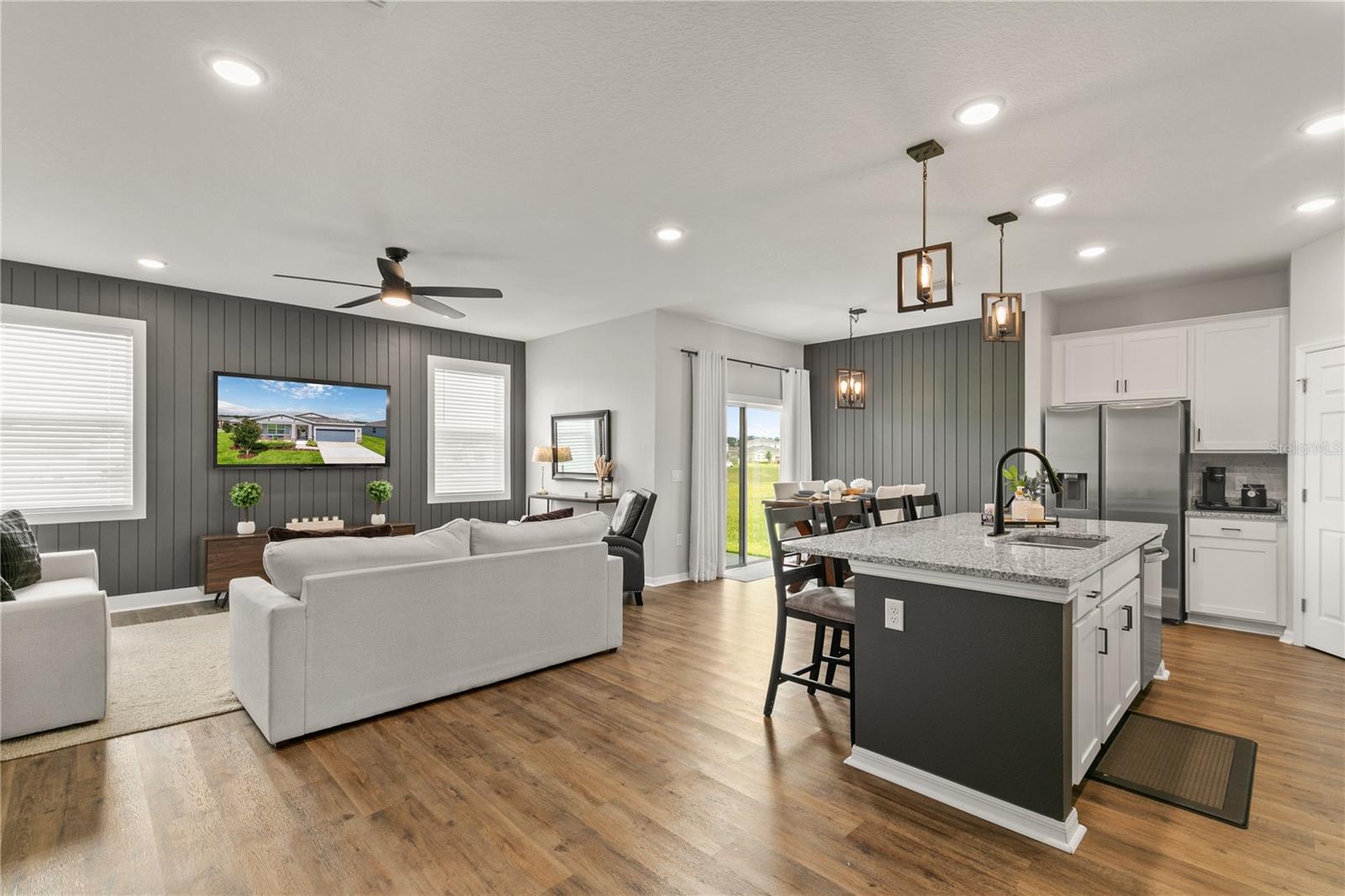 33289 ALWAYS DREAMING, SORRENTO, FL, 32776