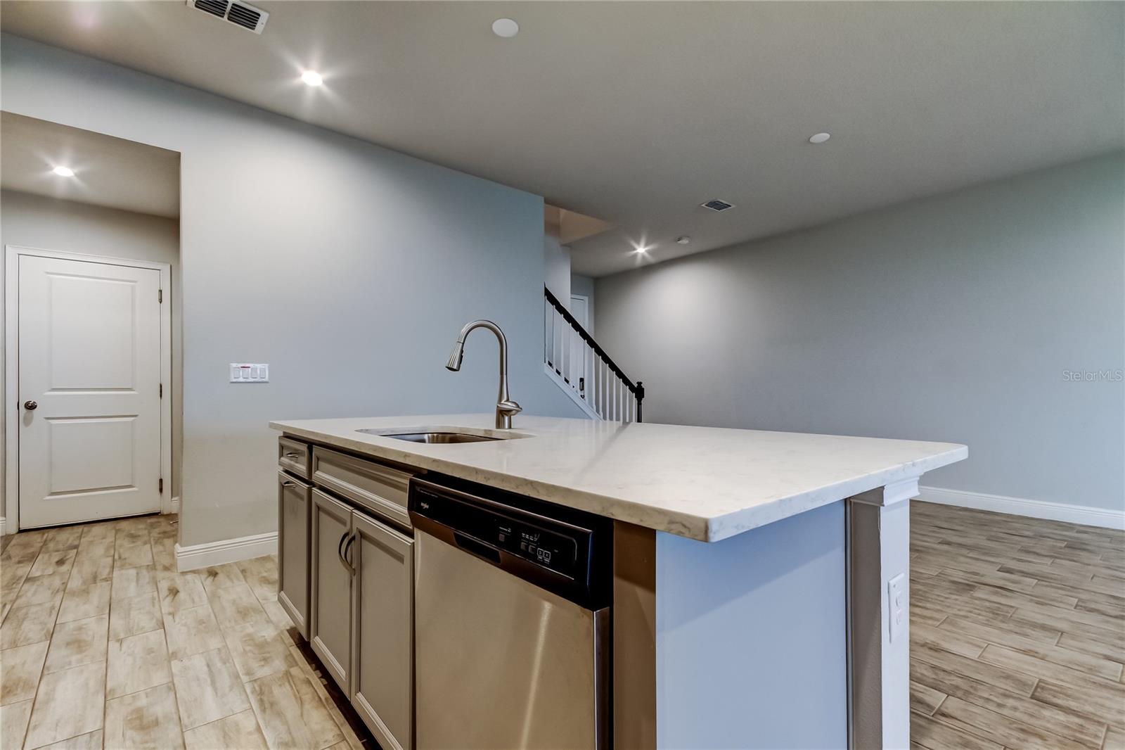 17623 LEDGER LINE LN, LUTZ, FL, 33558