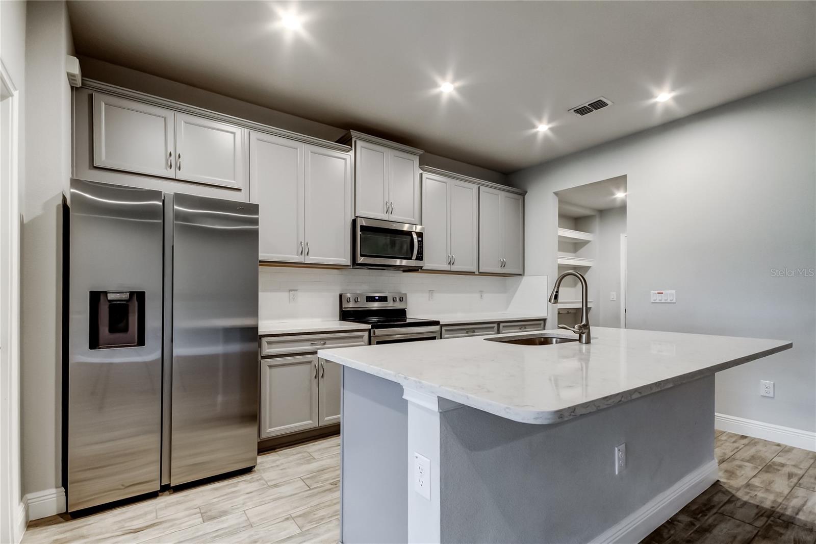 17623 LEDGER LINE LN, LUTZ, FL, 33558