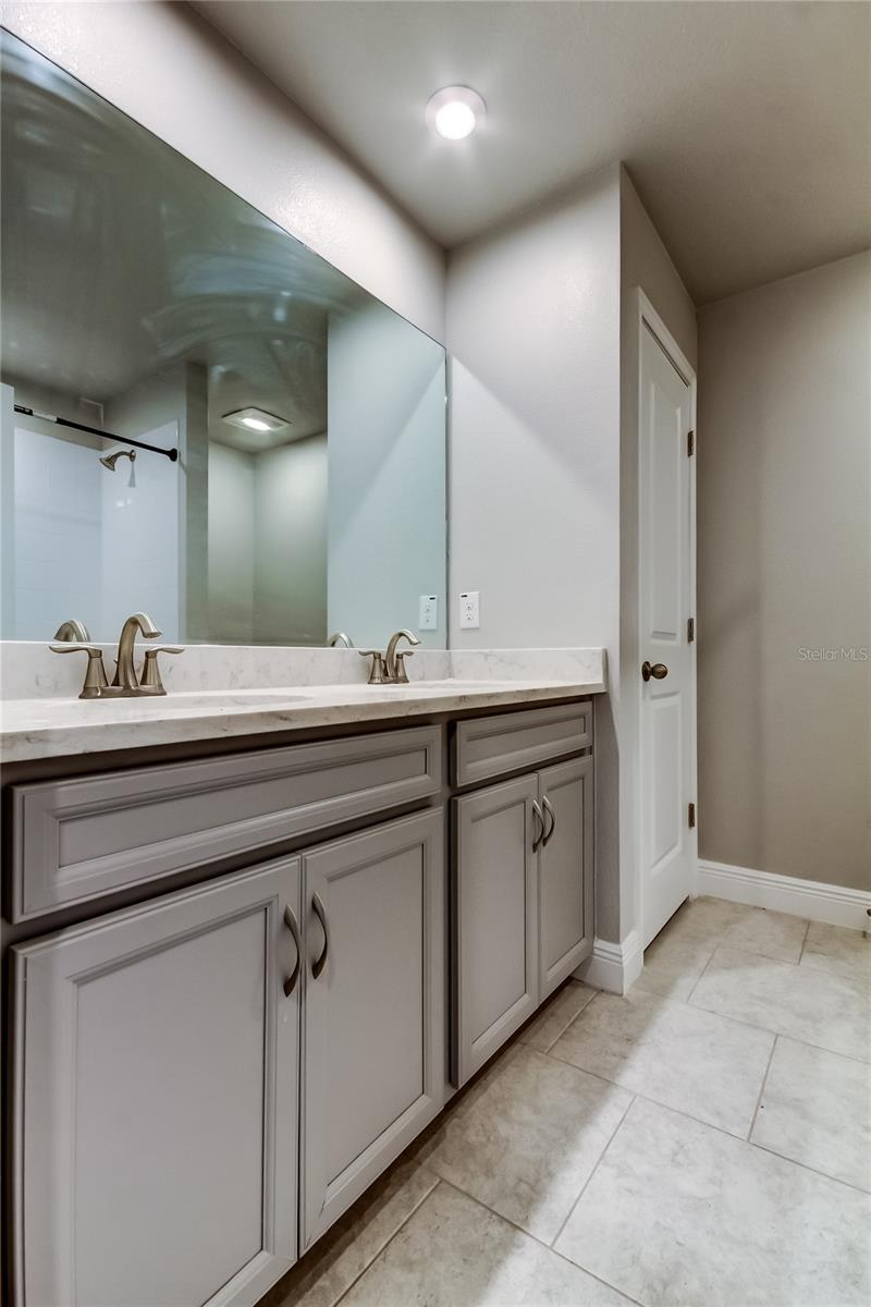 17623 LEDGER LINE LN, LUTZ, FL, 33558