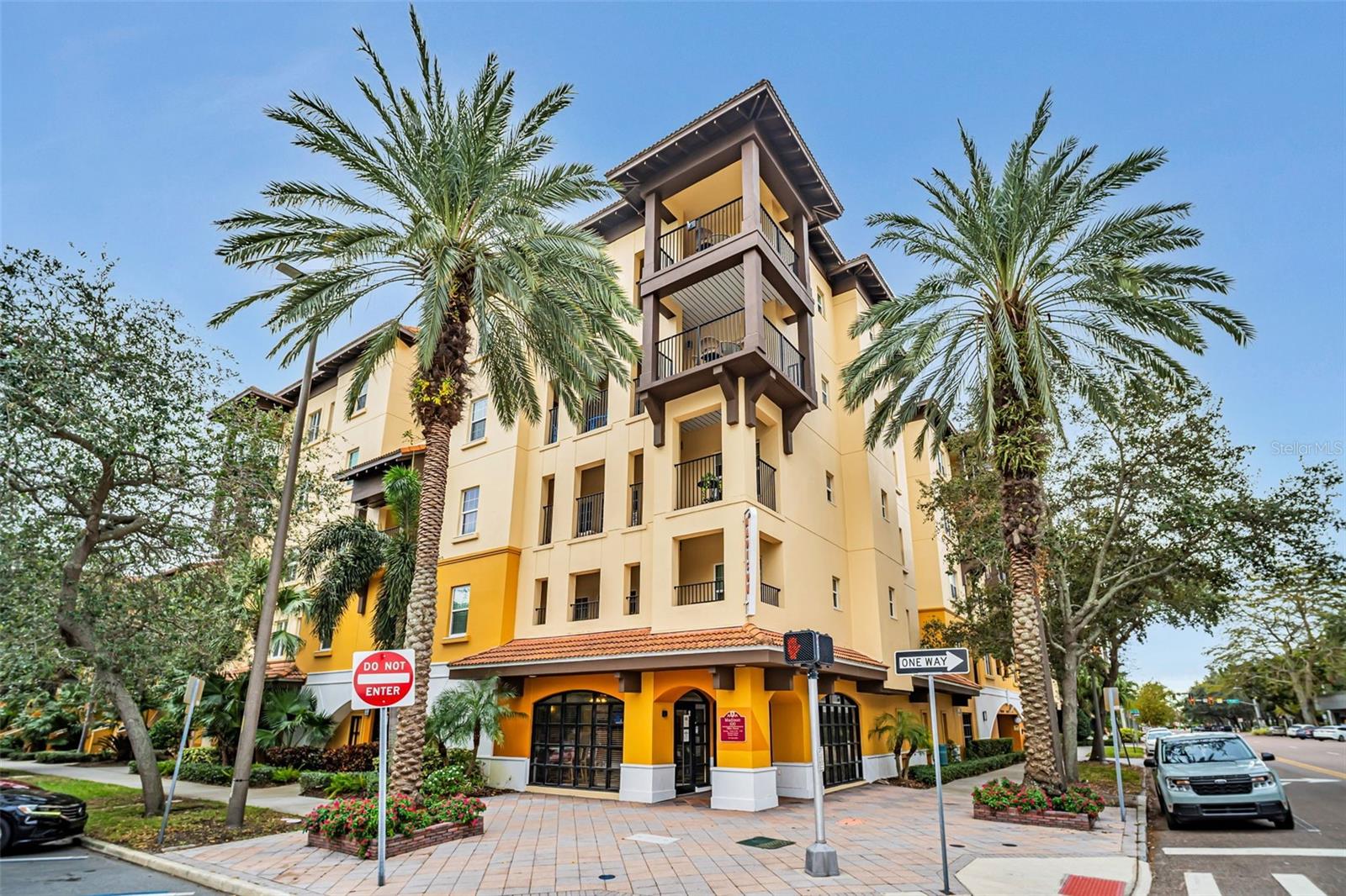 100 4TH AVE S #140, ST PETERSBURG, FL, 33701