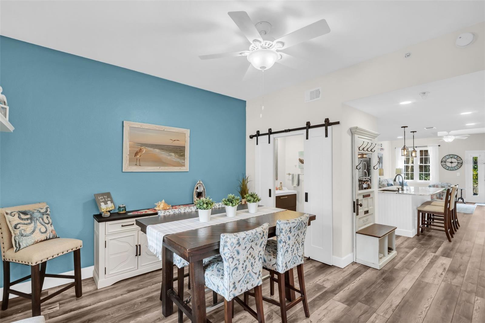 100 4TH AVE S #140, ST PETERSBURG, FL, 33701