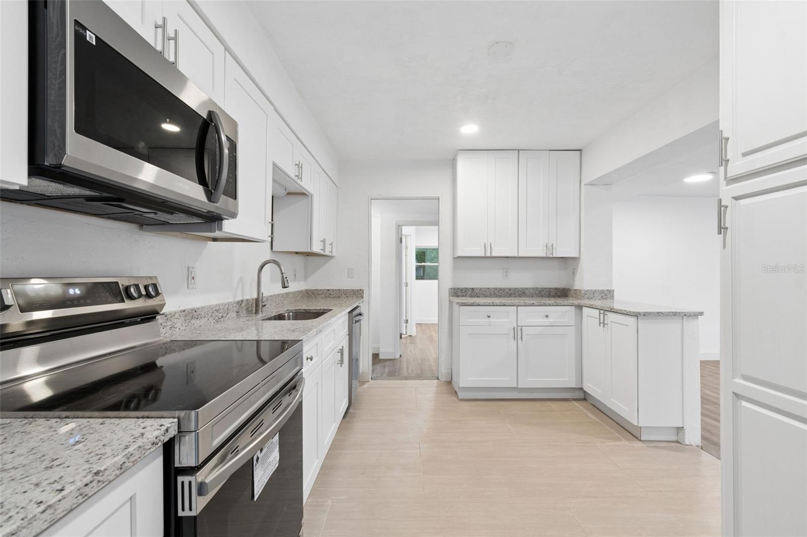 220 NW 33RD AVE, GAINESVILLE, FL, 32609