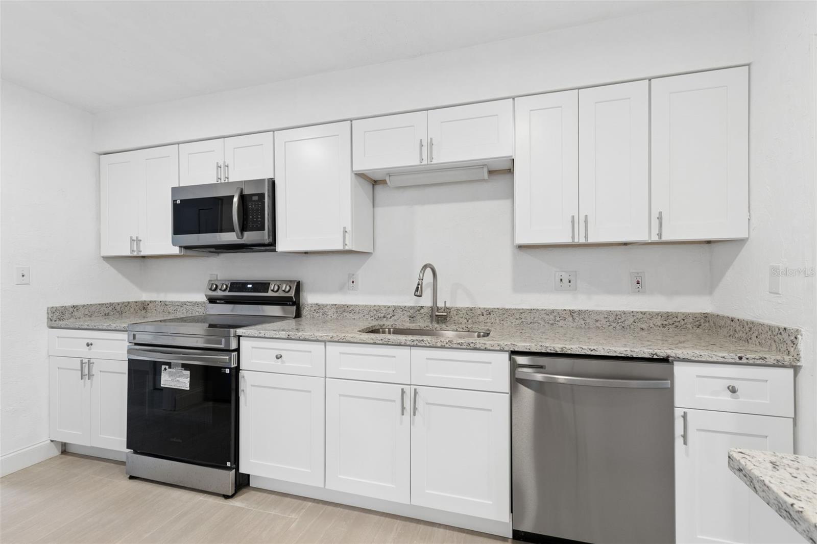 220 NW 33RD AVE, GAINESVILLE, FL, 32609