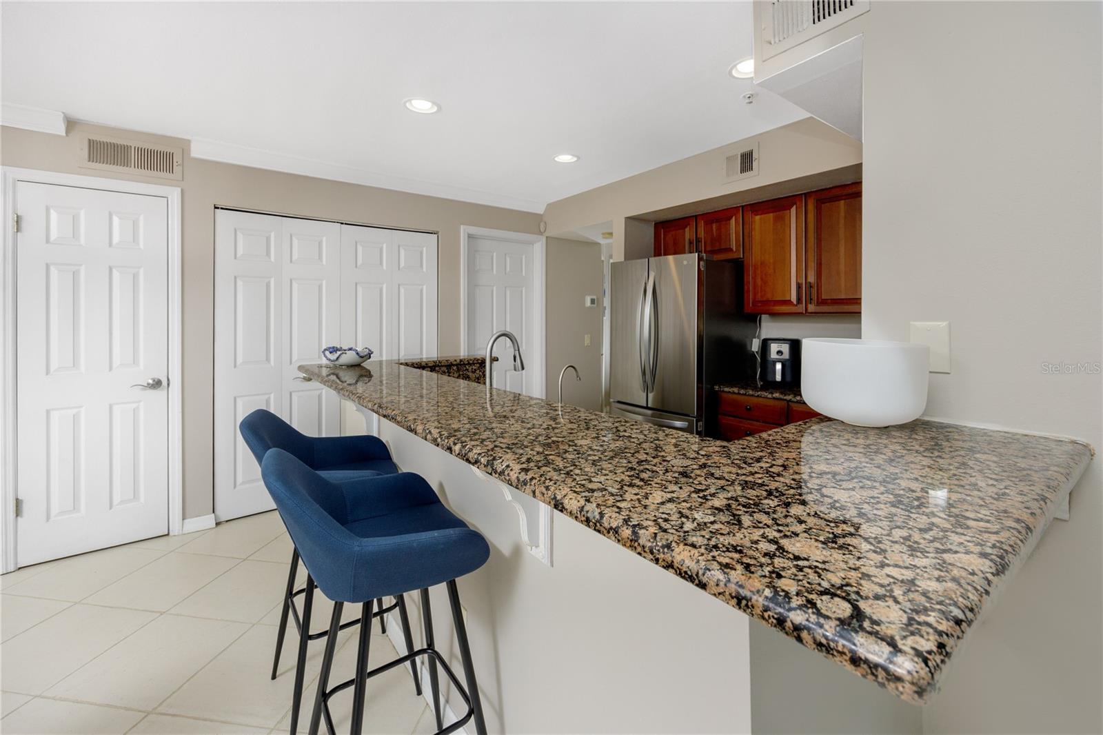 2400 FEATHER SOUND DR #1236, CLEARWATER, FL, 33762