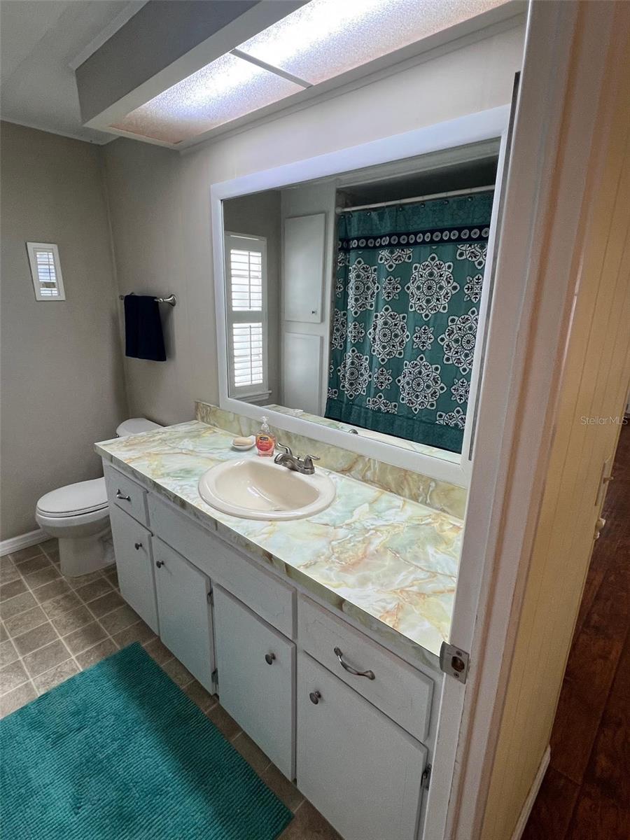 605 QUEEN PALM ST, LARGO, FL, 33778