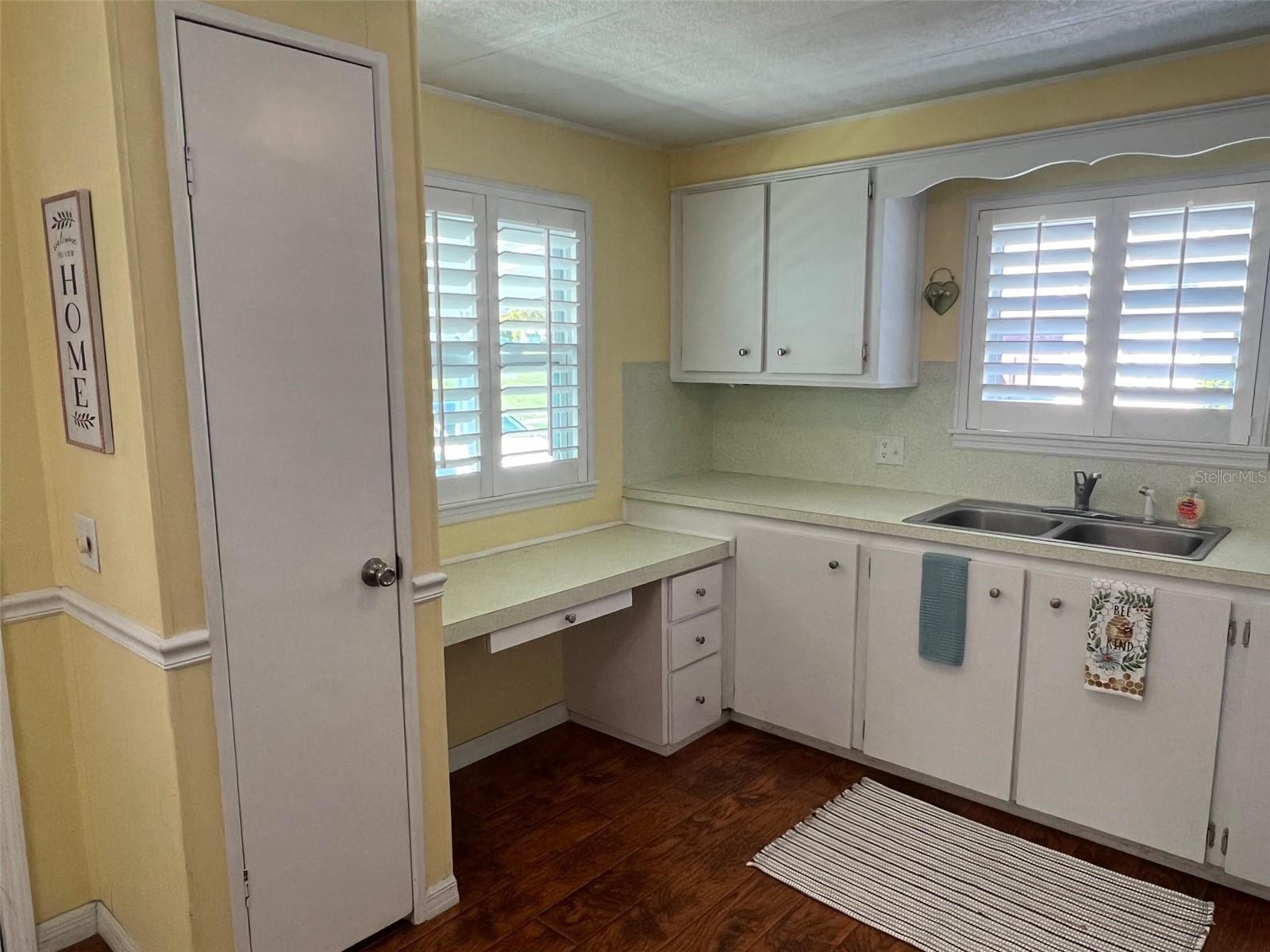 605 QUEEN PALM ST, LARGO, FL, 33778