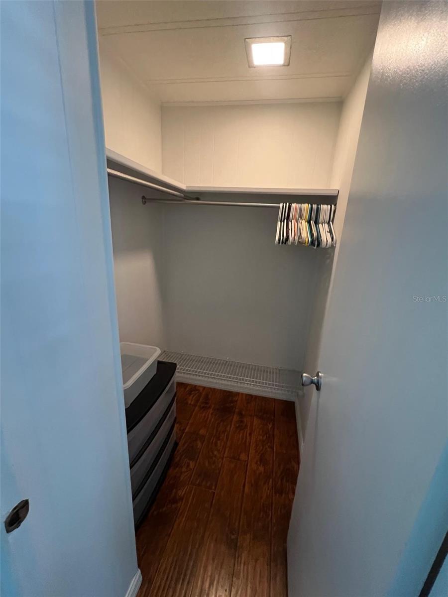 605 QUEEN PALM ST, LARGO, FL, 33778