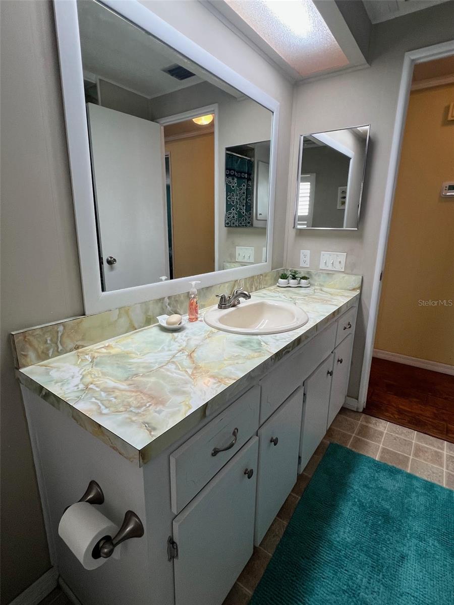 605 QUEEN PALM ST, LARGO, FL, 33778