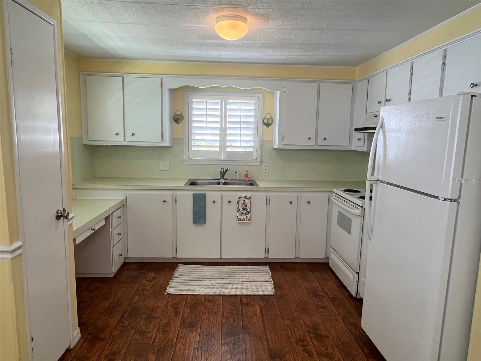 605 QUEEN PALM ST, LARGO, FL, 33778