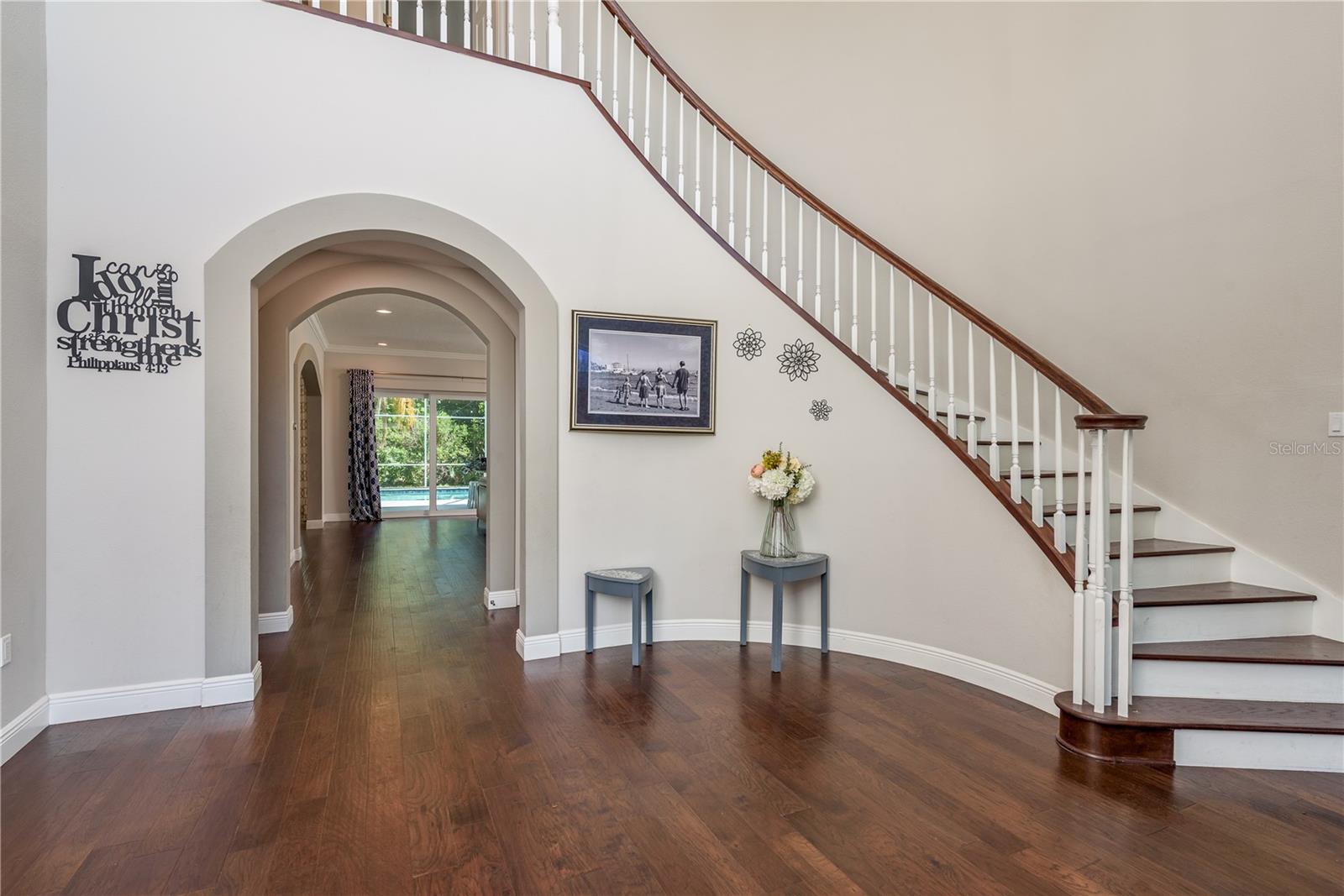 4010 EXECUTIVE DR, PALM HARBOR, FL, 34685