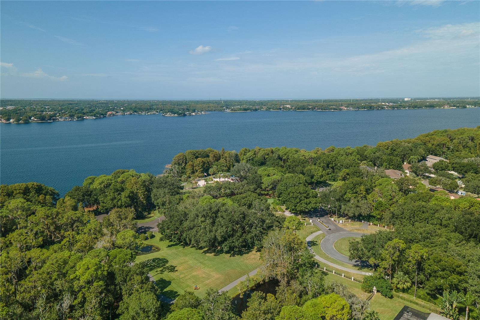 4010 EXECUTIVE DR, PALM HARBOR, FL, 34685