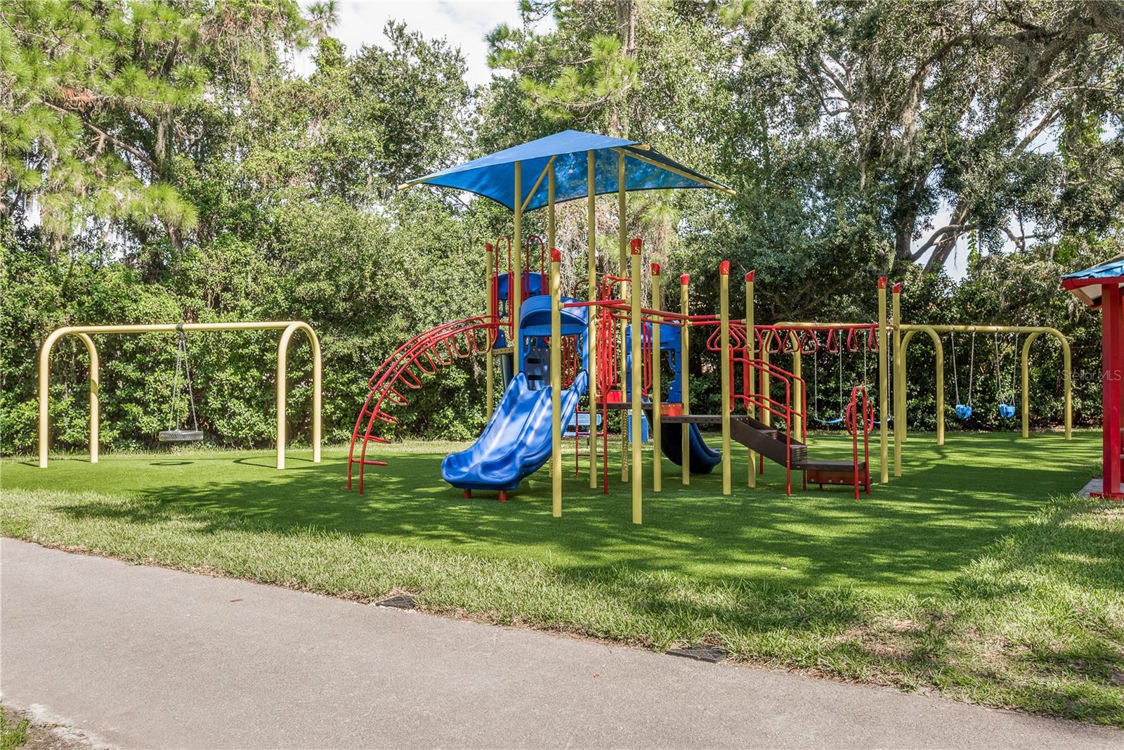 4010 EXECUTIVE DR, PALM HARBOR, FL, 34685
