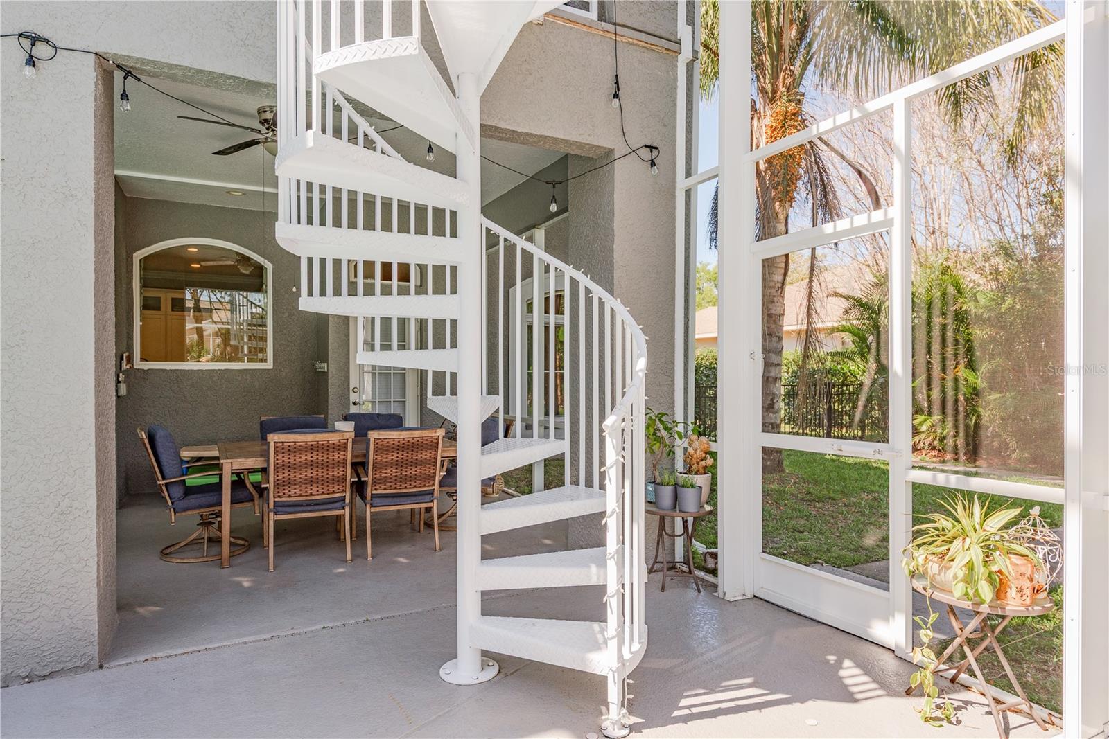 4010 EXECUTIVE DR, PALM HARBOR, FL, 34685