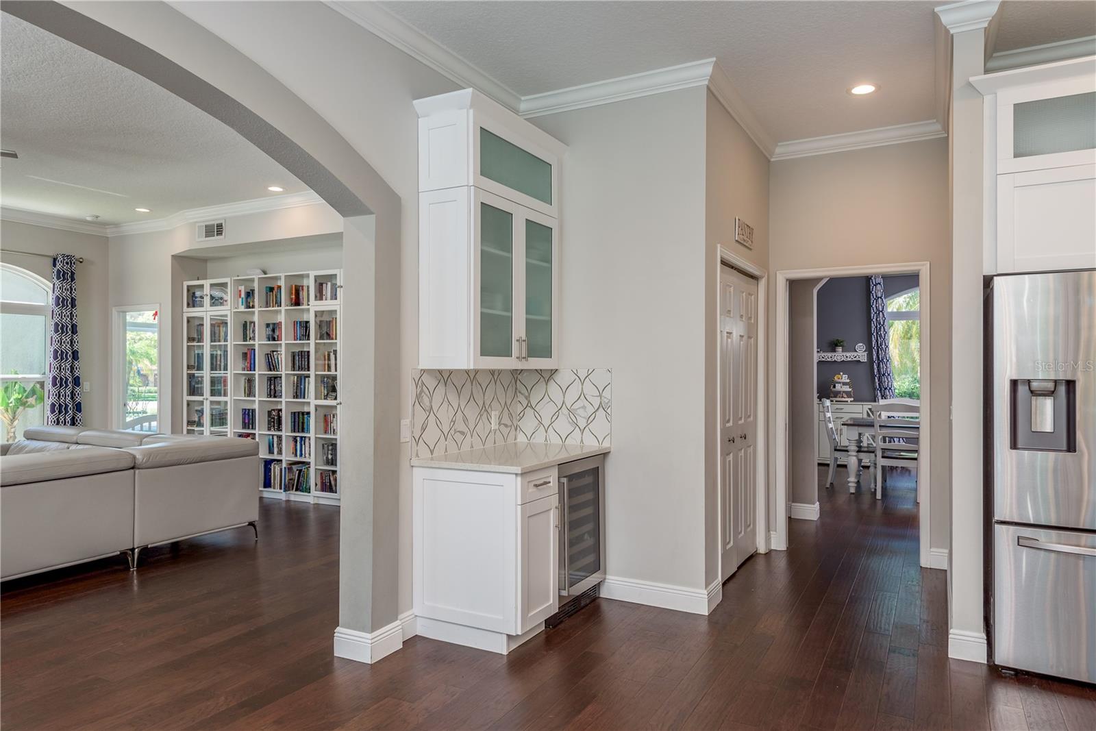 4010 EXECUTIVE DR, PALM HARBOR, FL, 34685