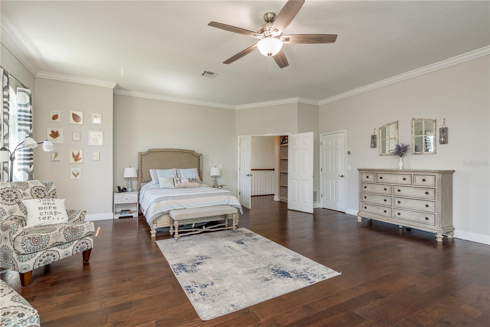 4010 EXECUTIVE DR, PALM HARBOR, FL, 34685