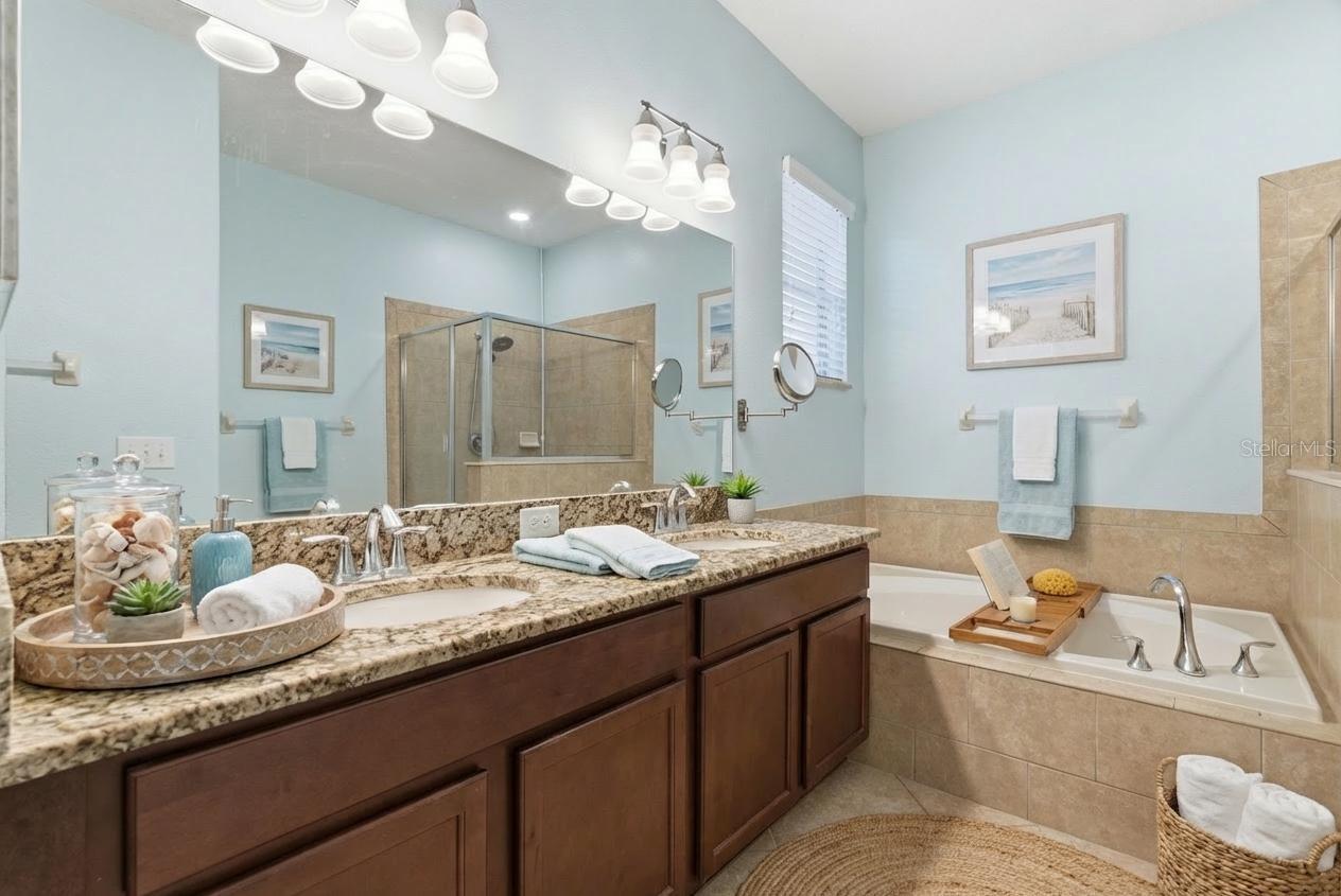12423 BALLENTRAE FOREST DR, RIVERVIEW, FL, 33579
