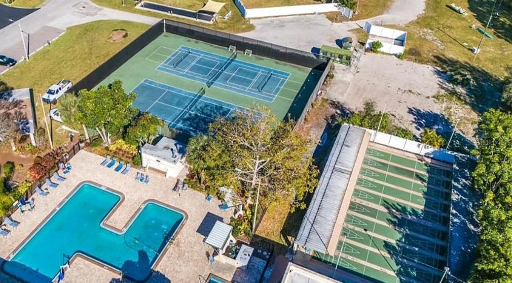 5925 TERRACE PARK DR N #111, ST PETERSBURG, FL, 33709