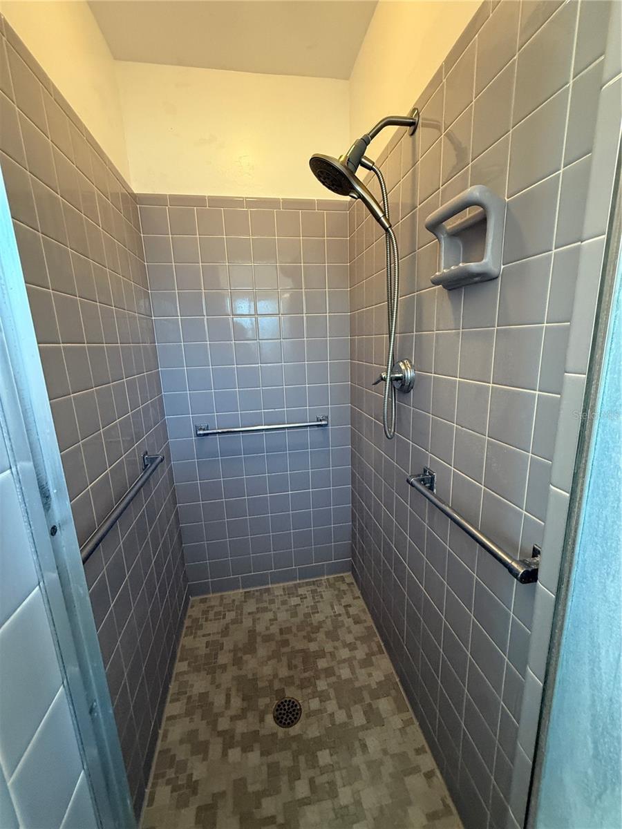 2100 E VINA DEL MAR BLVD, ST PETE BEACH, FL, 33706