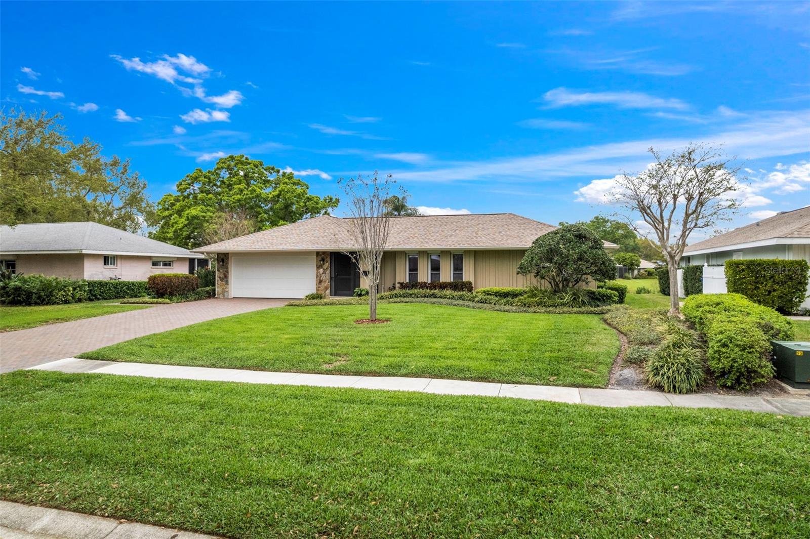 511 RIVIERA BAY DR NE, ST PETERSBURG, FL, 33702