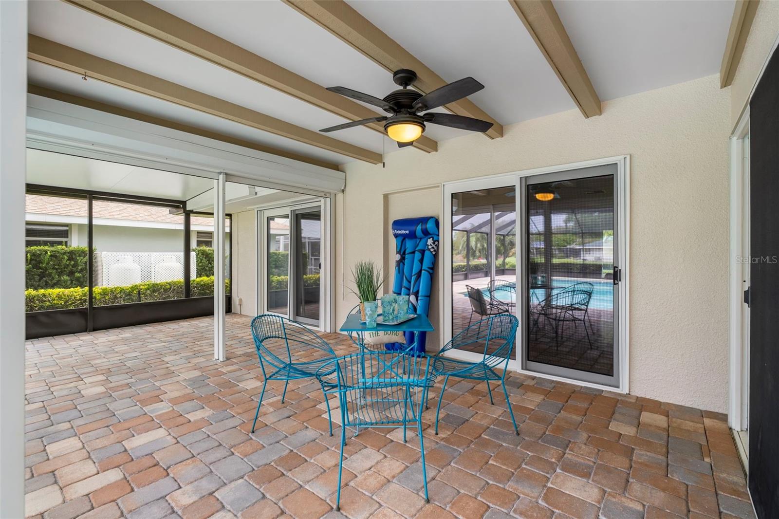 511 RIVIERA BAY DR NE, ST PETERSBURG, FL, 33702