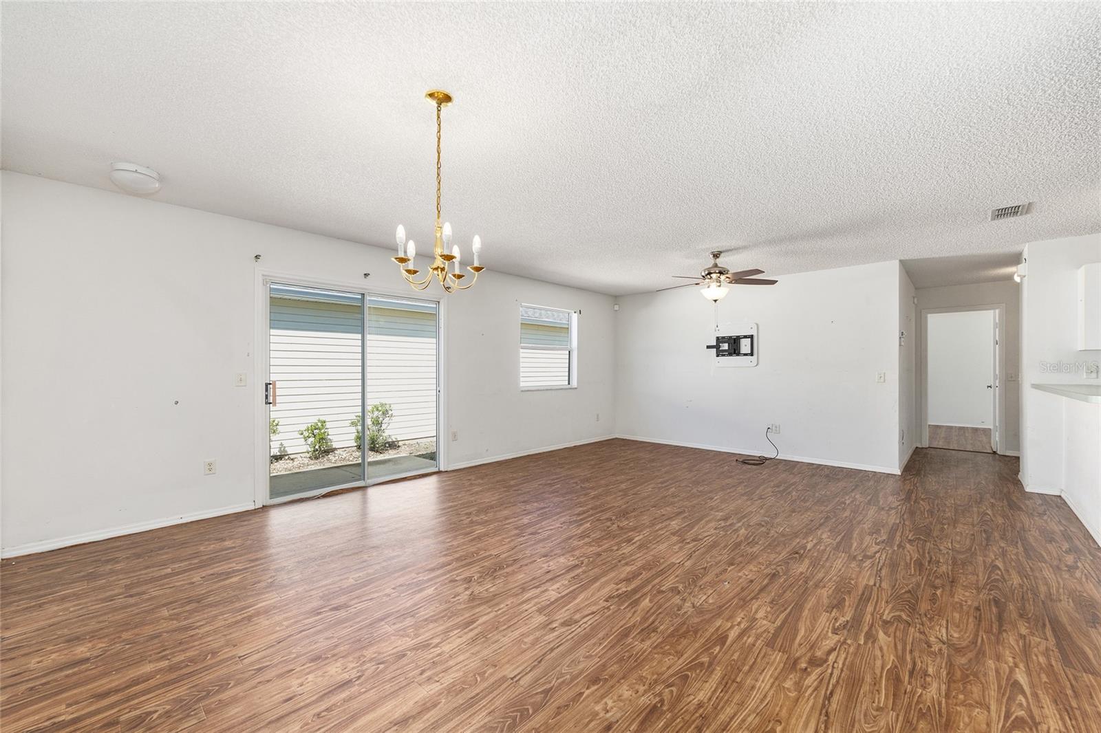 1685 CAMPOS DR, THE VILLAGES, FL, 32162