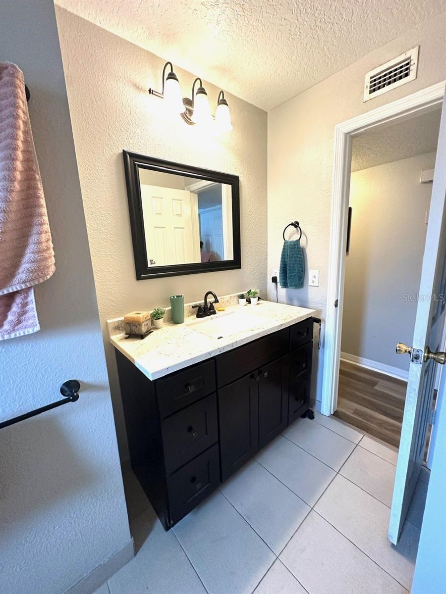 3024 SUTTON DR, ORLANDO, FL, 32810