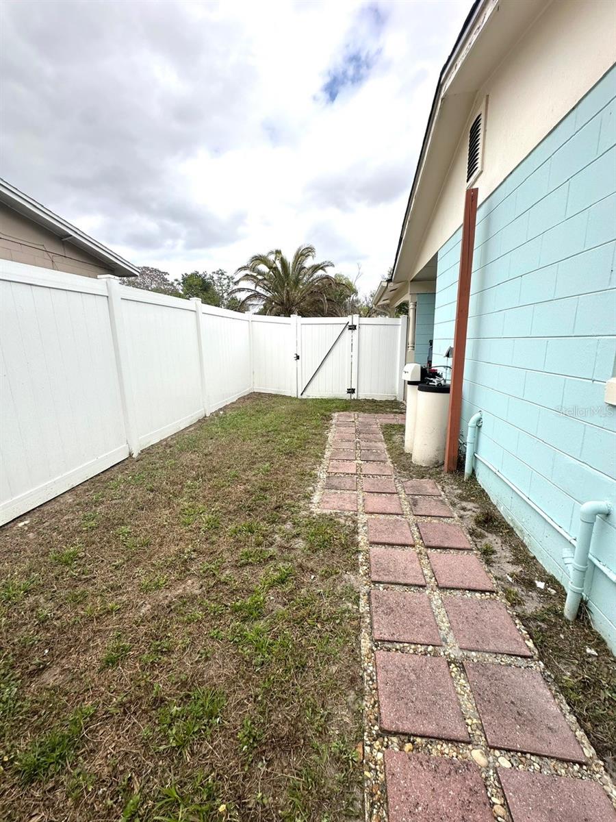 3024 SUTTON DR, ORLANDO, FL, 32810