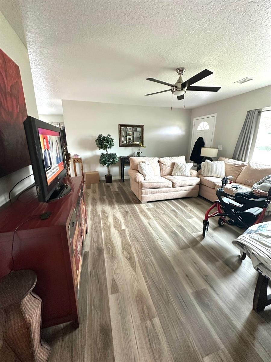3024 SUTTON DR, ORLANDO, FL, 32810