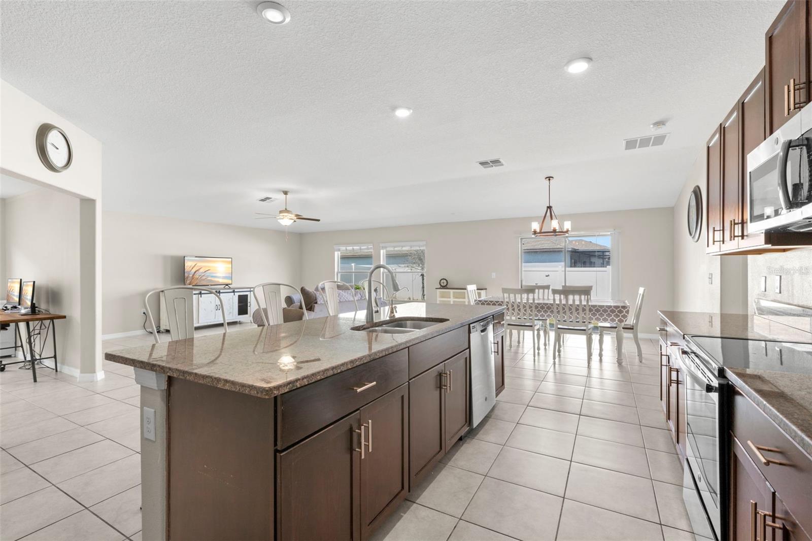 11904 FIELD THISTLE CT, RIVERVIEW, FL, 33579