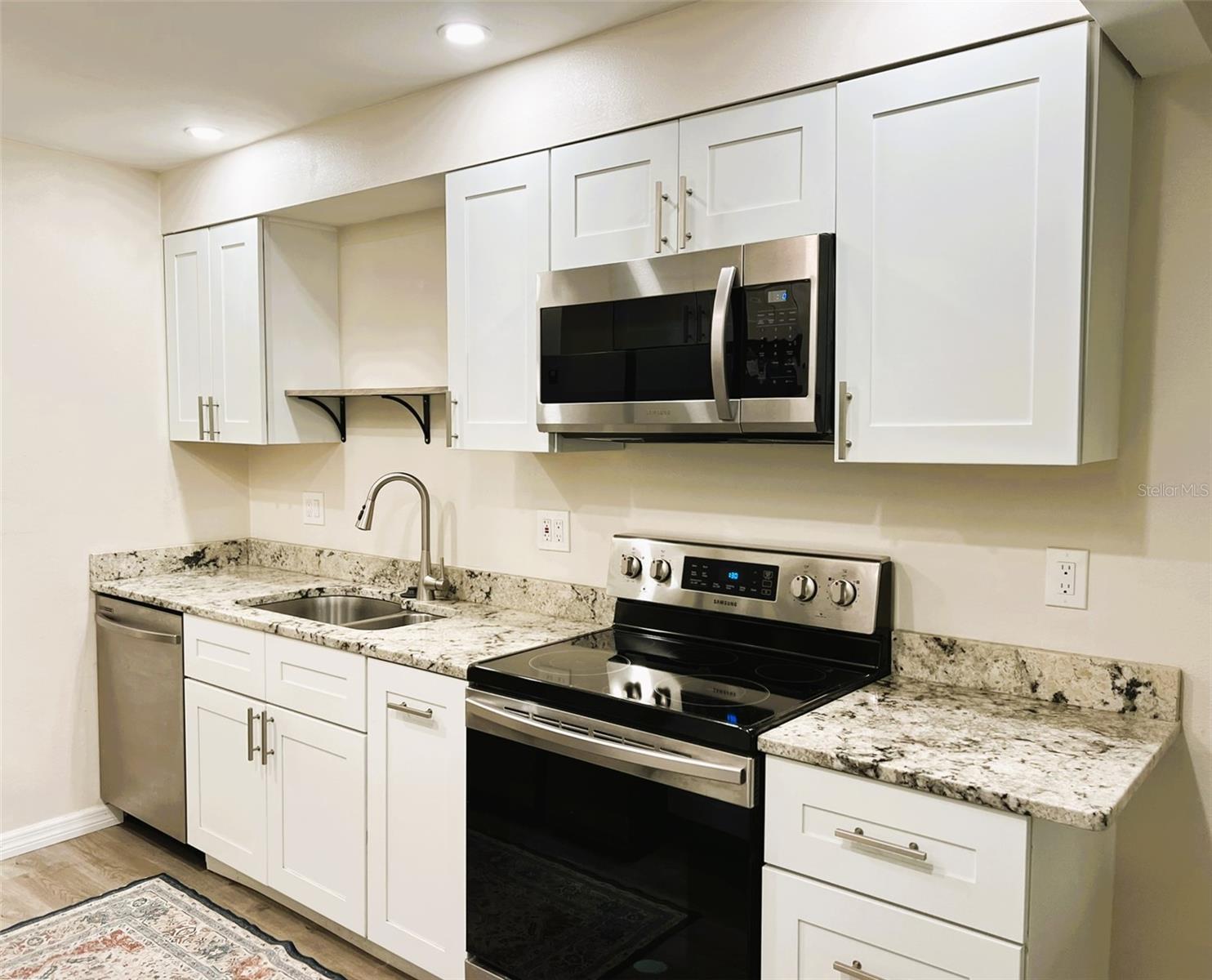 425 30TH AVE W #C309, BRADENTON, FL, 34205