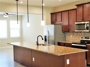 8085 GLENLLOYD AVE, WINTER GARDEN, FL, 34787