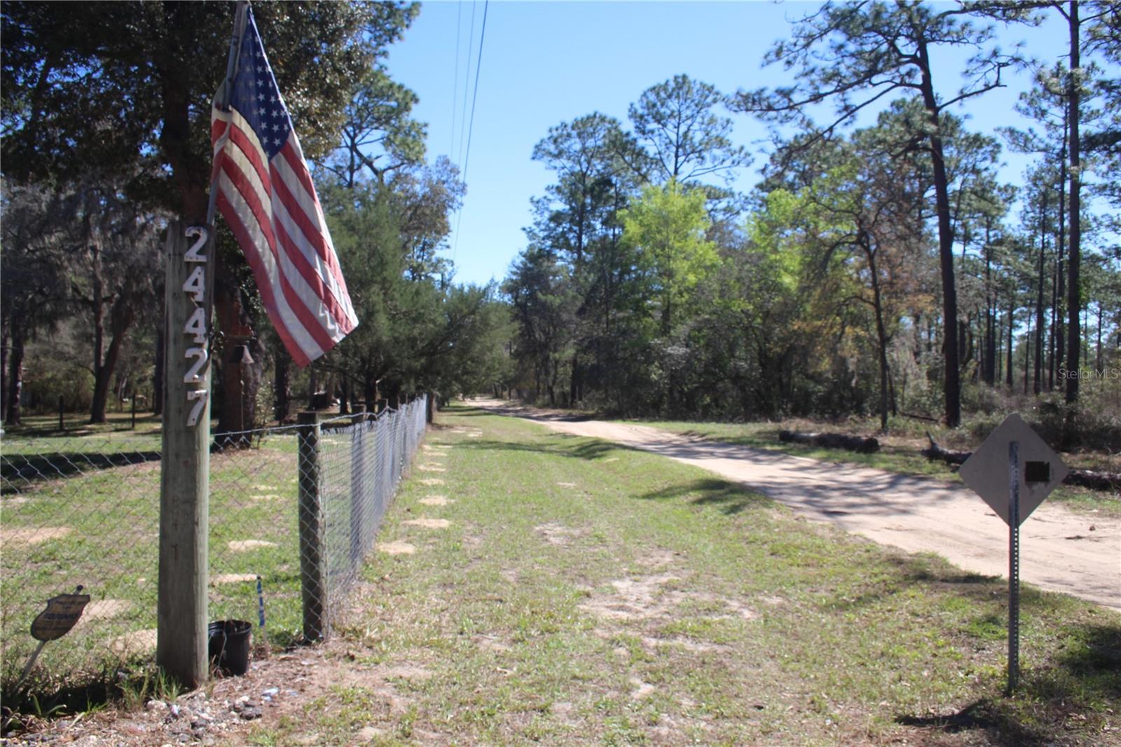 24427 WILD TURKEY RD, PAISLEY, FL, 32767